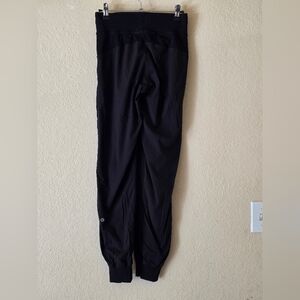 Lululemon Black Jogger Pants Size 2